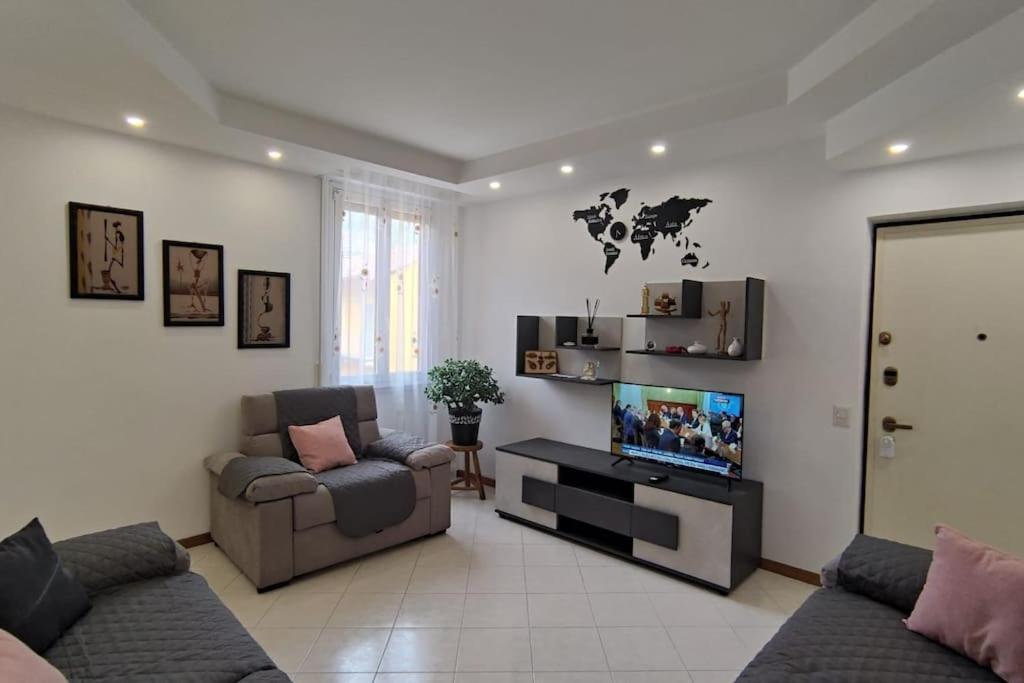 Elegante Alloggio Zona Storica Lecco Zewnętrze zdjęcie
